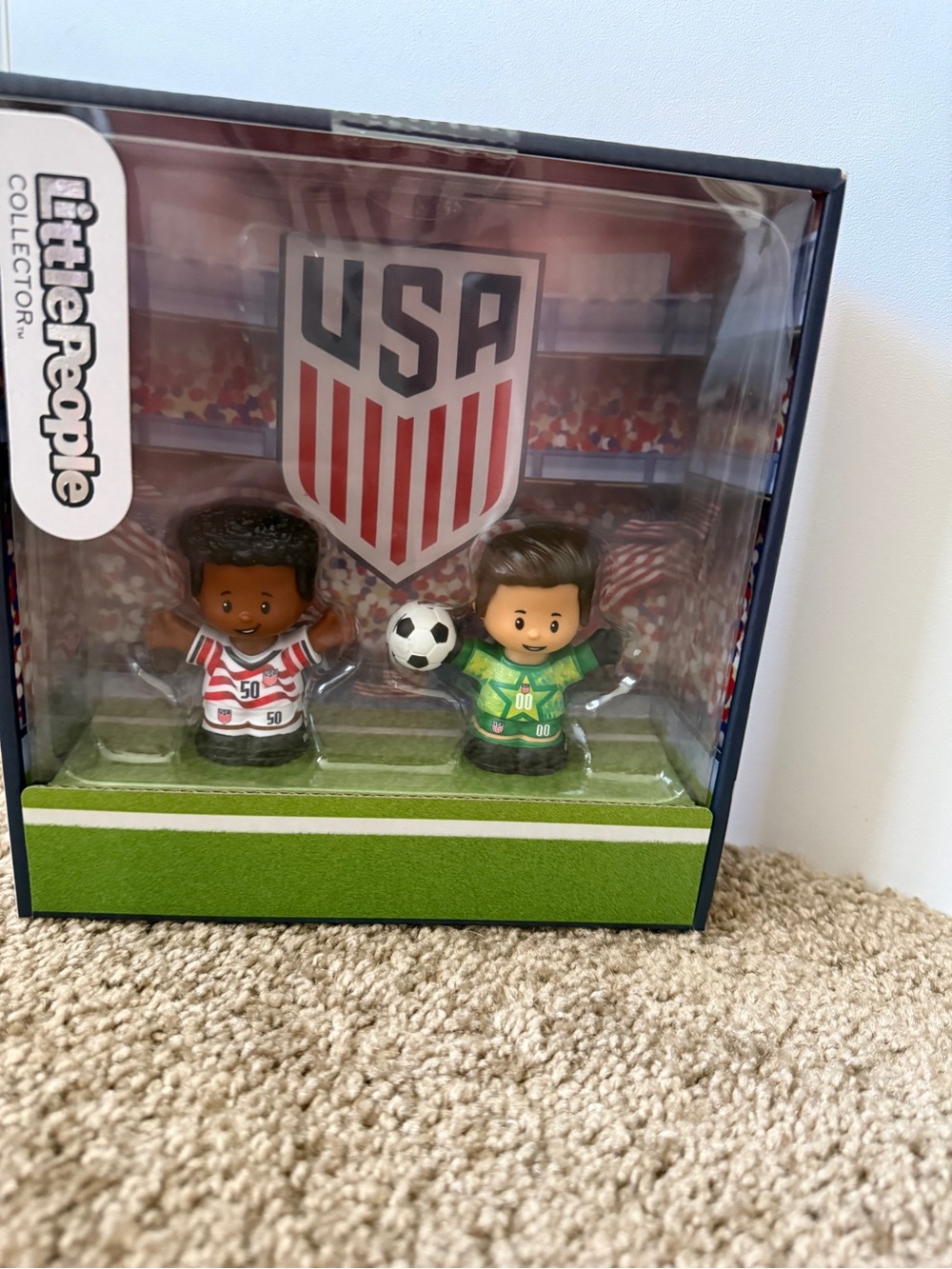 USA Soccer FIFA Fisher-Price Little People Collector Soccer Figures NIP